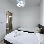 Sunshine Court No 3