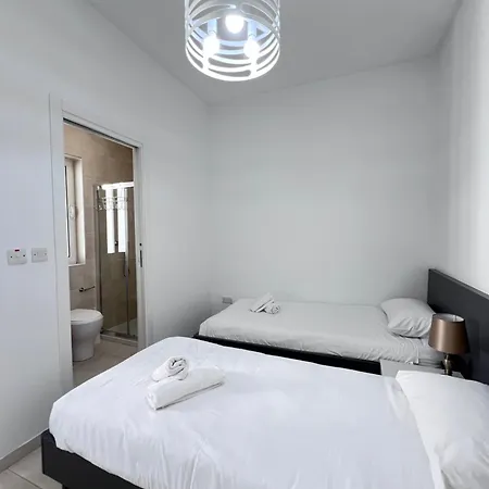 Sunshine Court No 3